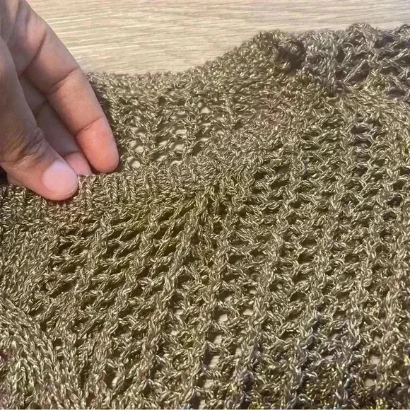 Knitted Round neck mesh  Sweather size Small - Picture 6 of 6